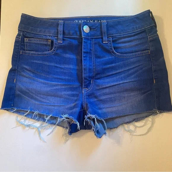 American Eagle Shorts - Picture 3 of 5